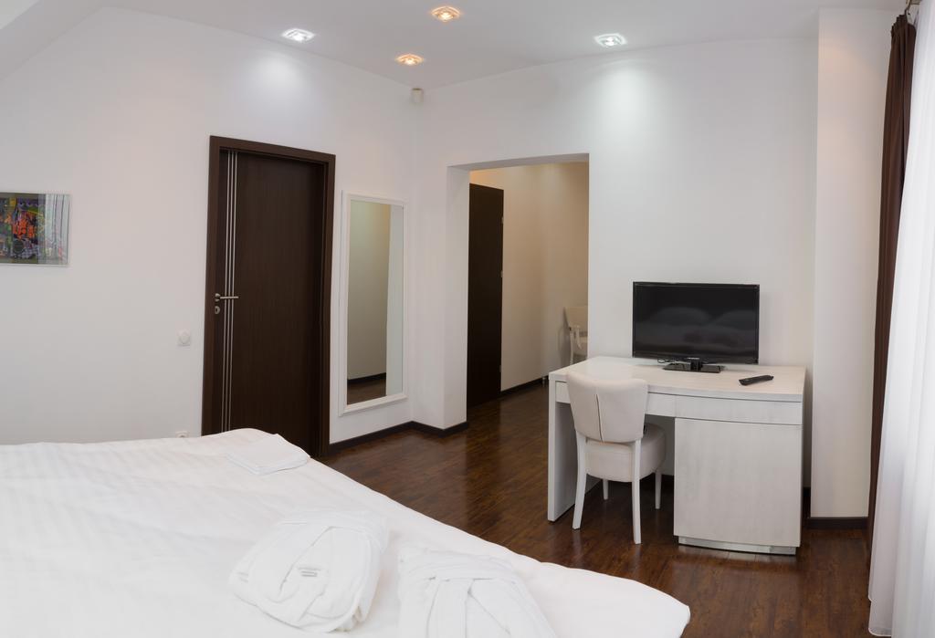 Thuild - Your World Of Leisure Targu-Mures Bagian luar foto