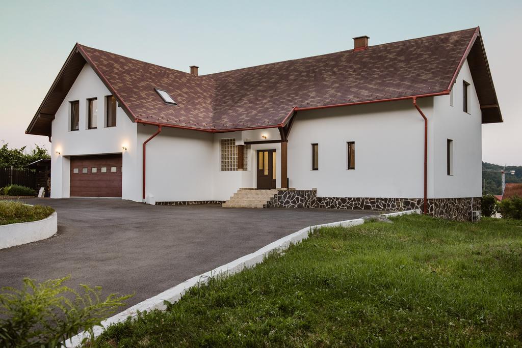 Thuild - Your World Of Leisure Targu-Mures Bagian luar foto